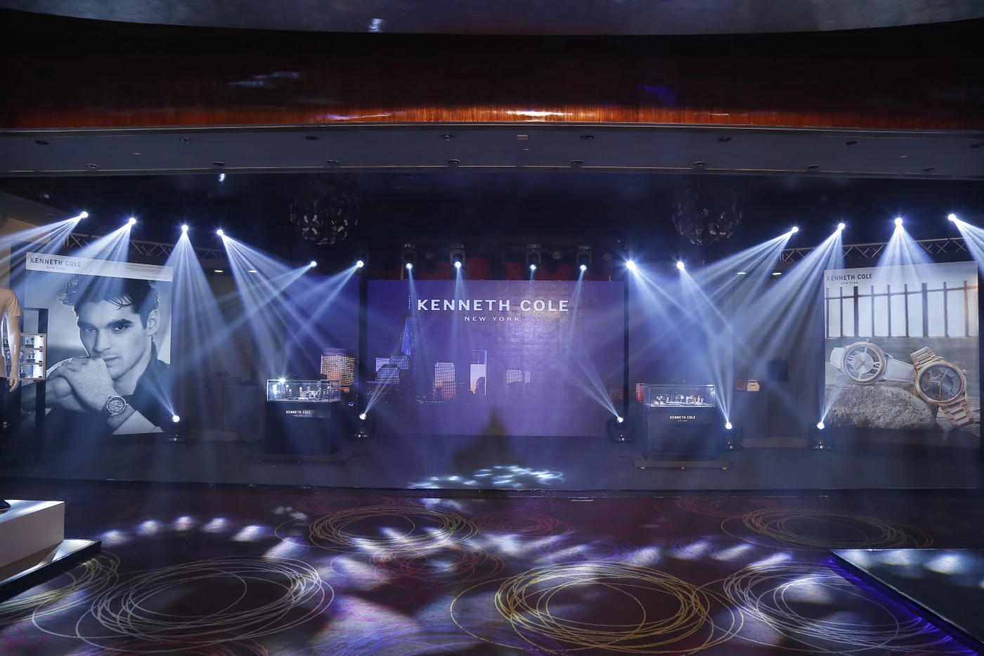 Kenneth Cole — New Collection Launch A mesmerising product launch